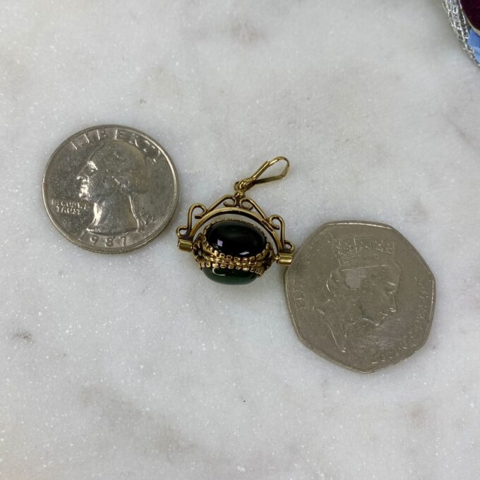 Spinner Fob Pendant in 9ct Gold