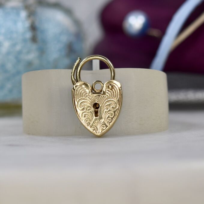 Engraved Heart Padlock in 9ct Gold
