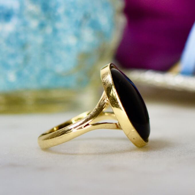 Onyx Solitaire Ring in 9ct Gold