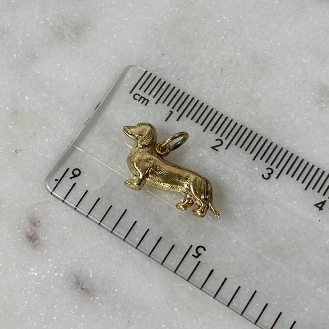 Daschund Charm Pendant in 9ct Gold