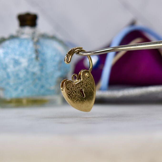 Engraved Heart Padlock in 9ct Gold