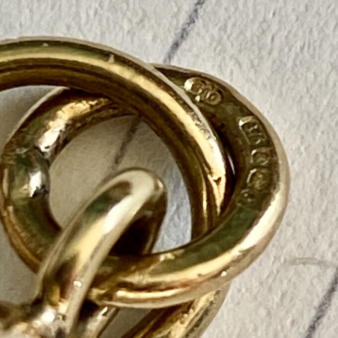 Huge Heavyweight T or Albert Bar Pendant in 9ct Gold