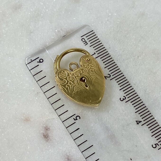 Engraved Heart Padlock in 9ct Gold