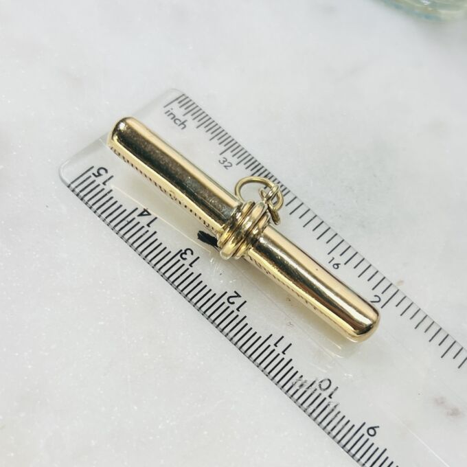 Huge Heavyweight T or Albert Bar Pendant in 9ct Gold