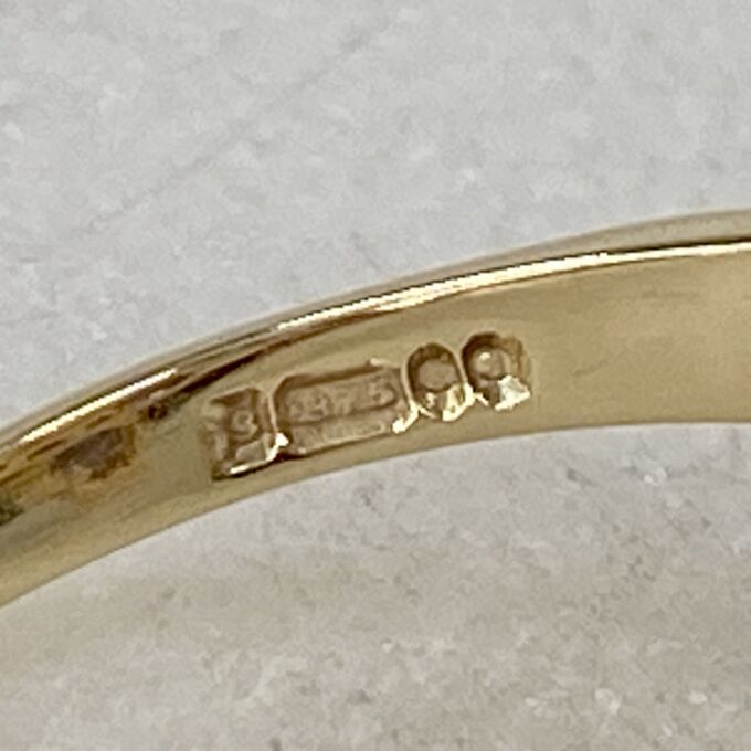 Ornate Amethyst Ring in 9ct Gold