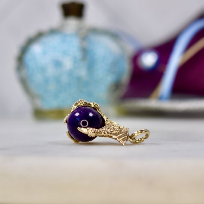 Claw Talon with Amethyst Ball in 9ct Gold