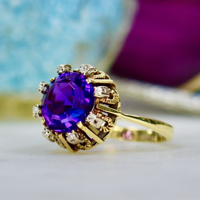 Amethyst and Diamond Ring in 14ct Gold