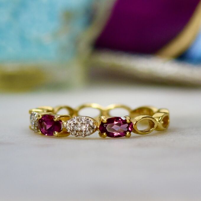 Garnet Stacking Band in 10ct Gold