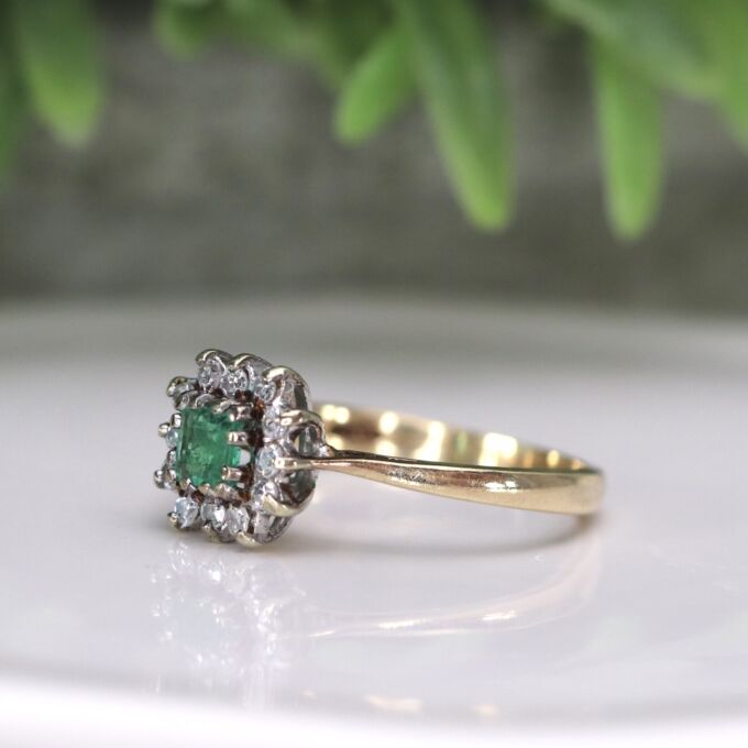 Emerald & Diamond Ring in 9ct Gold