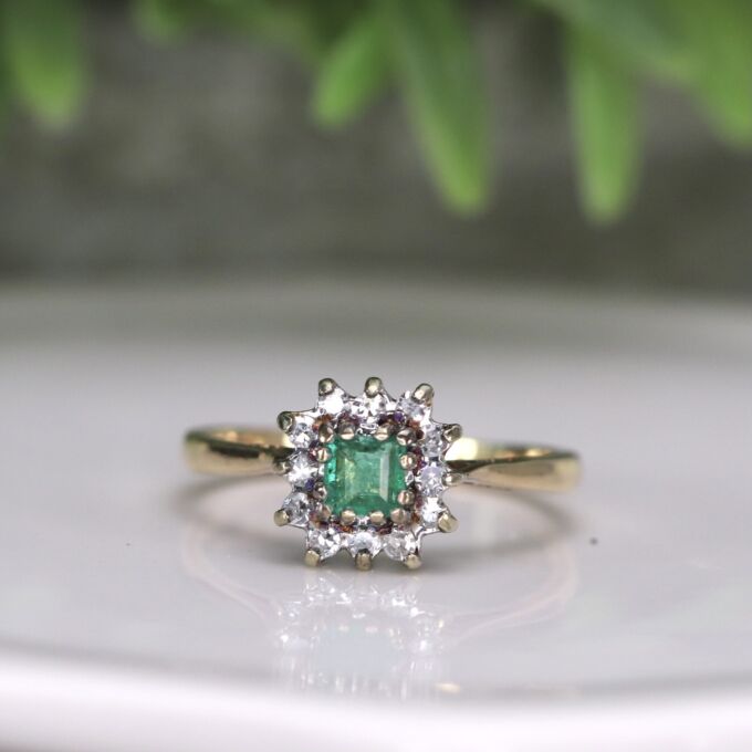 Emerald & Diamond Ring in 9ct Gold