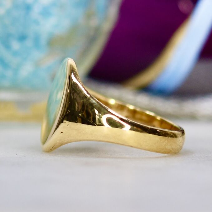 Oval Signet Ring in 9ct Gold