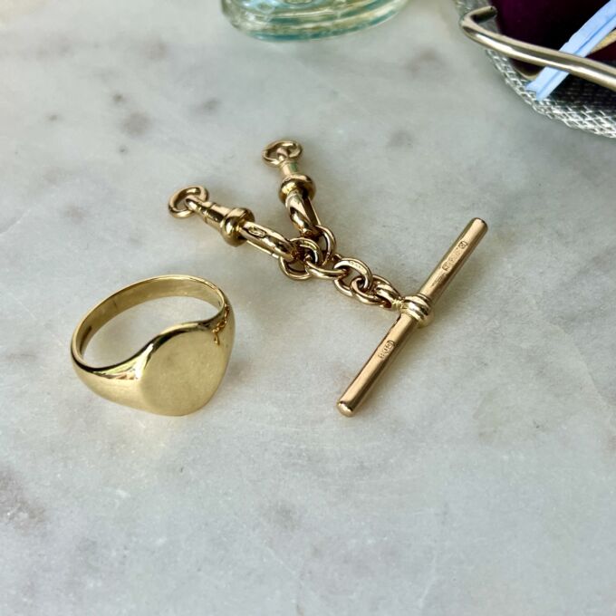 Antique T Bar & Matching Clips in 9ct Gold