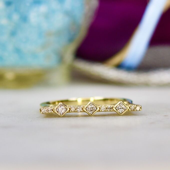 Diamond Bar Ring in 10ct Gold