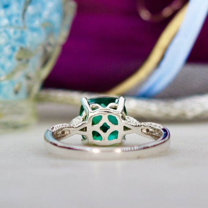 Emerald and Diamond Ring in 10ct Gold