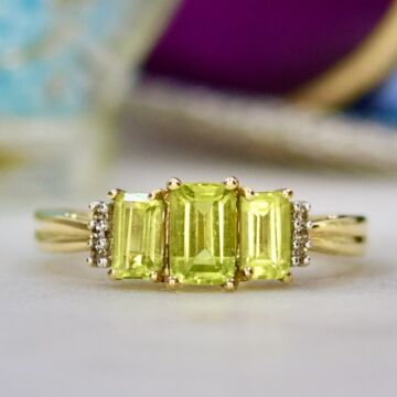 Three Stone Peridot Ring in 10ct Yellow Gold