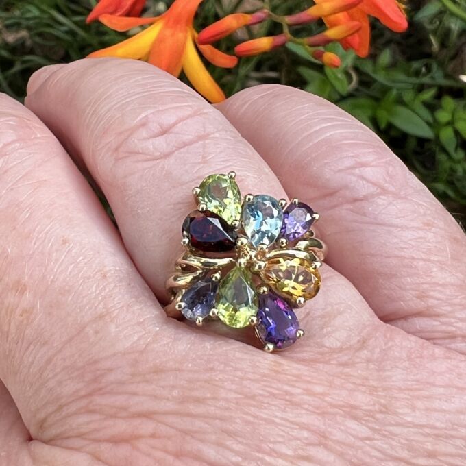 Multistone Ring in 9ct Gold