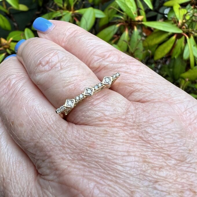 Diamond Bar Ring in 10ct Gold