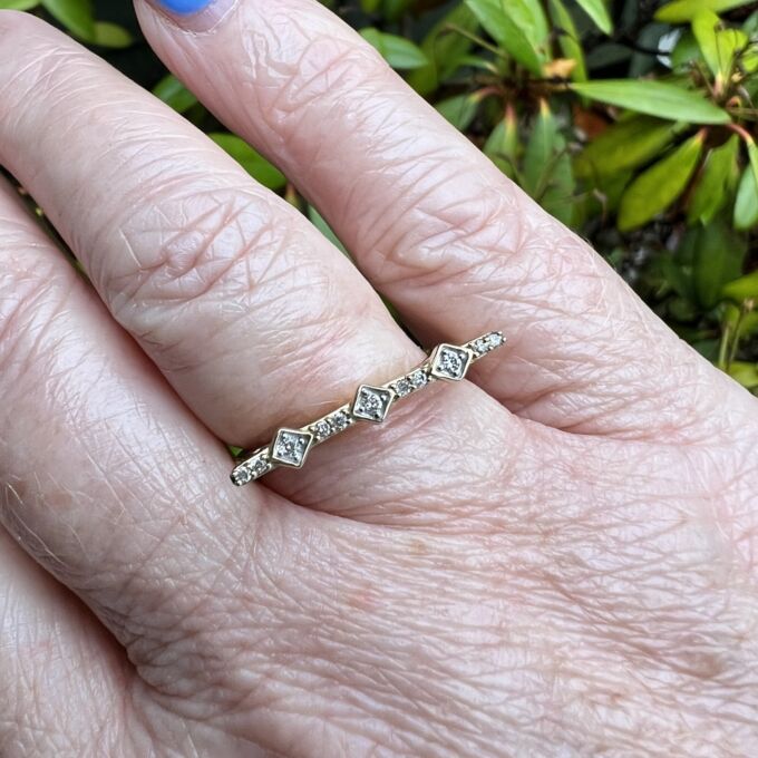 Diamond Bar Ring in 10ct Gold