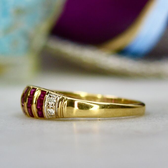 Ruby & Diamond Ring in 14ct Gold