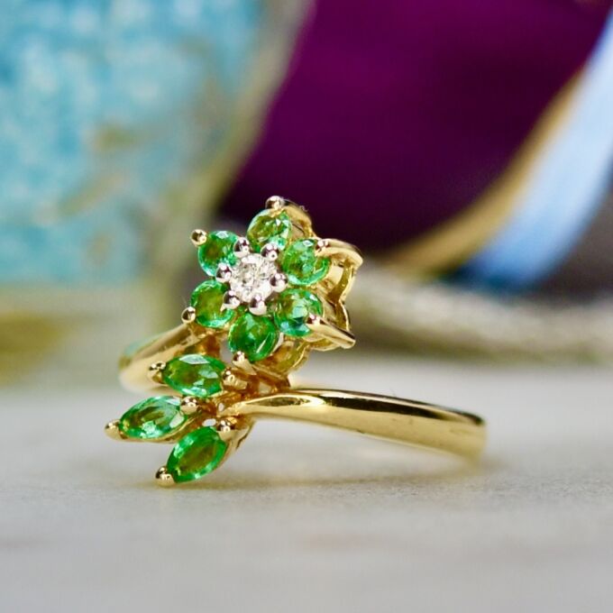 Emerald & Diamond Ring in 14ct Gold
