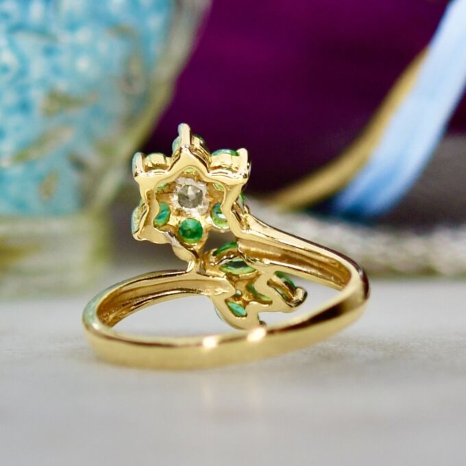 Emerald & Diamond Ring in 14ct Gold