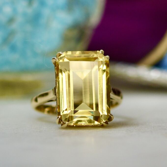 Citrine Solitaire Ring in 9ct Gold