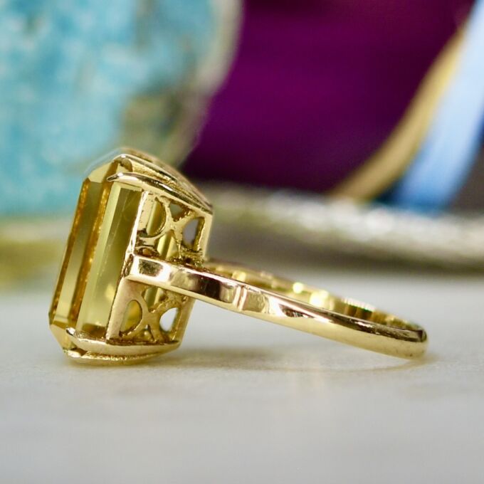 Citrine Solitaire Ring in 9ct Gold