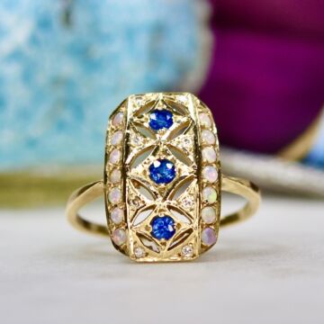 Sapphire, Opal and Diamond RIng in 9ct Gołd