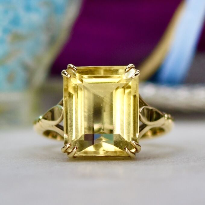 Citrine Solitaire Ring in 9ct Gold