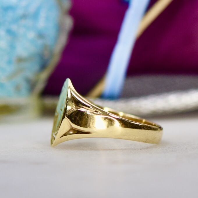 Patterned Signet Ring in 9ct Gold