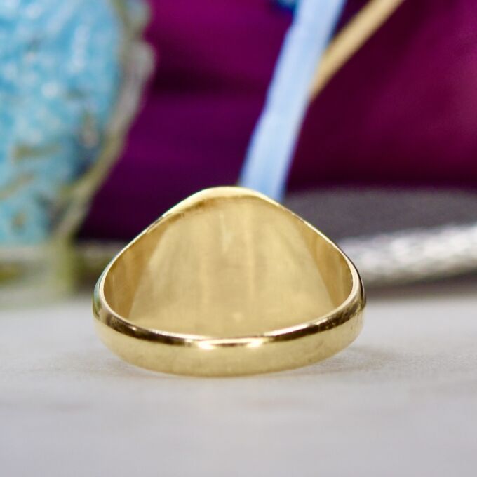 Patterned Signet Ring in 9ct Gold