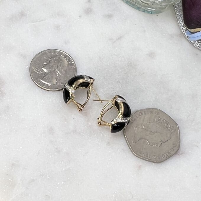 Onyx Omega Back Huggie Earrings in 9ct Gold