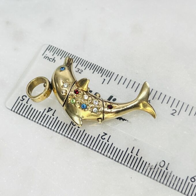 Bejewelled Dolphin Pendant in 9ct Gold