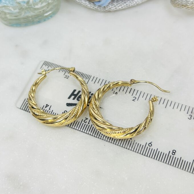 Twist Hoop Earrings in 9ct Gold