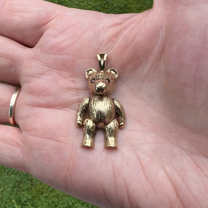 Teddy Bear Pendant in 9ct Gold