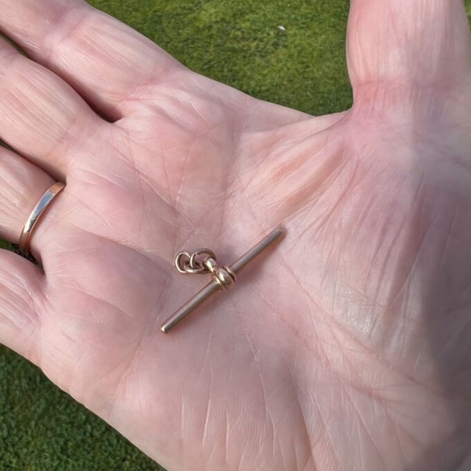 Edwardian T bar Pendant in 9ct Rose Gold