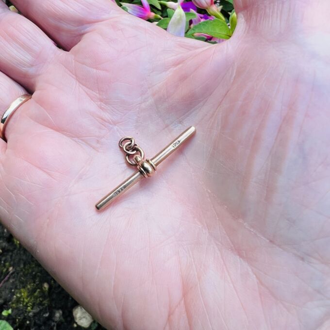Edwardian T bar Pendant in 9ct Rose Gold