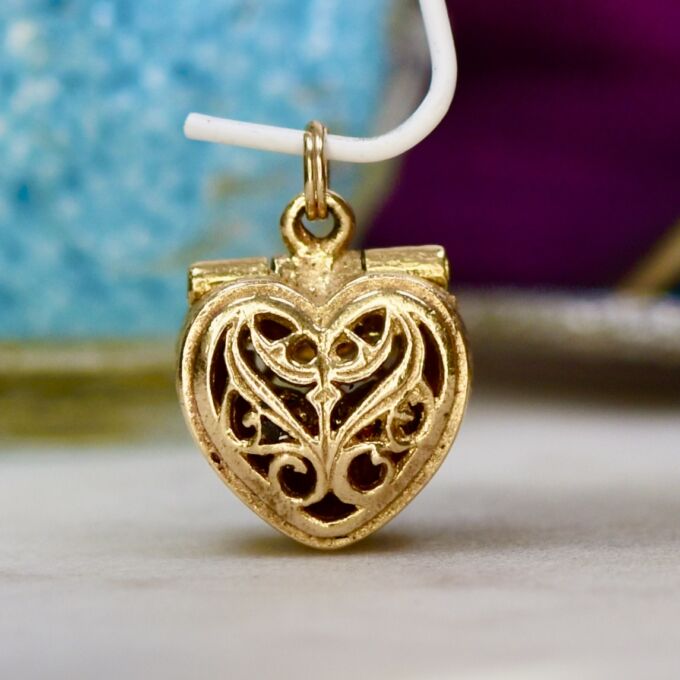 Opening Heart Ring Box Charm Pendant in 9ct Gold