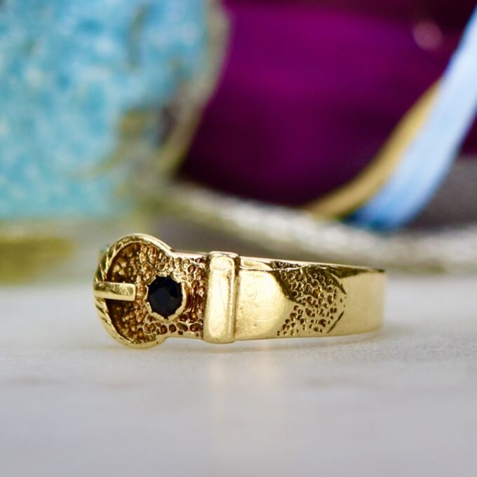 Garnet Set Buckle Ring in 9ct Gold