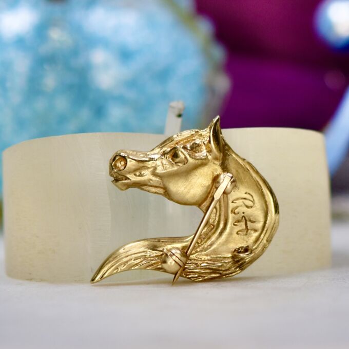 Designer Arabian Horse Head Brooch in 9ct Gold