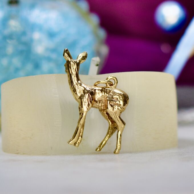 Deer Pendant in 9ct Gold