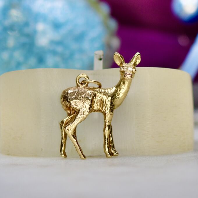 Deer Pendant in 9ct Gold