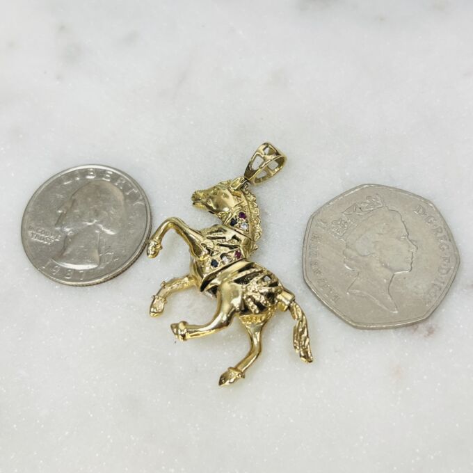 Articulated Horse Pendant in 9ct Gold