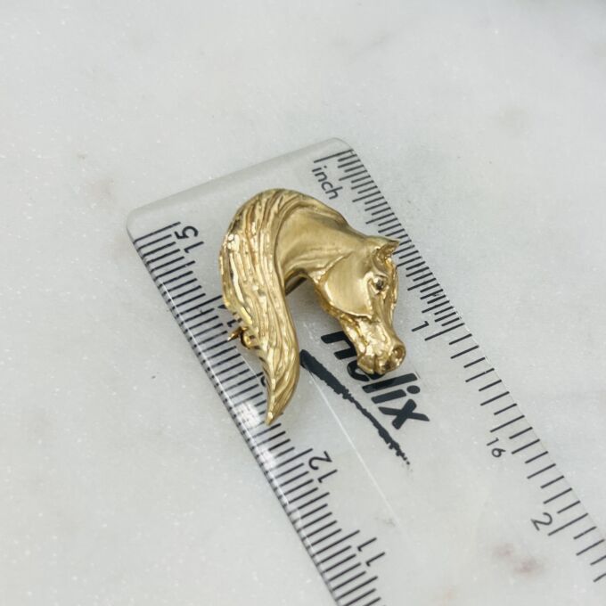 Designer Arabian Horse Head Brooch in 9ct Gold