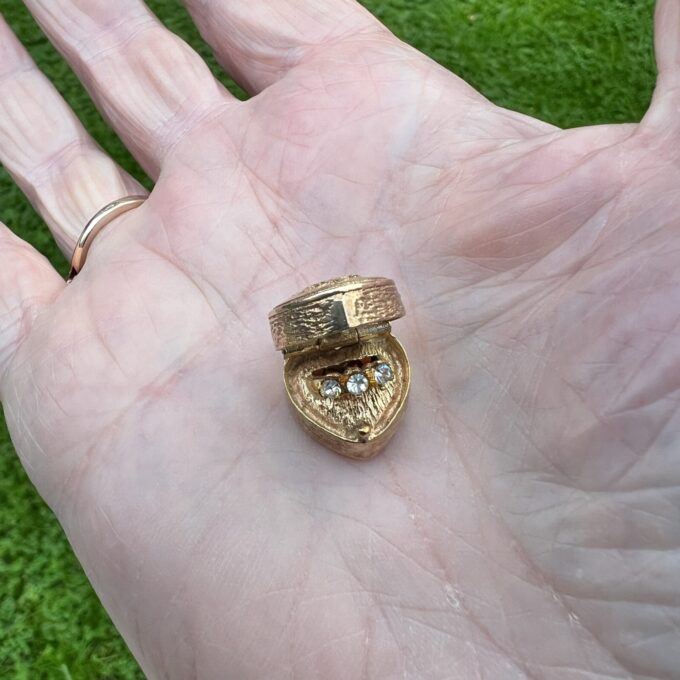 Opening Heart Ring Box Charm Pendant in 9ct Gold