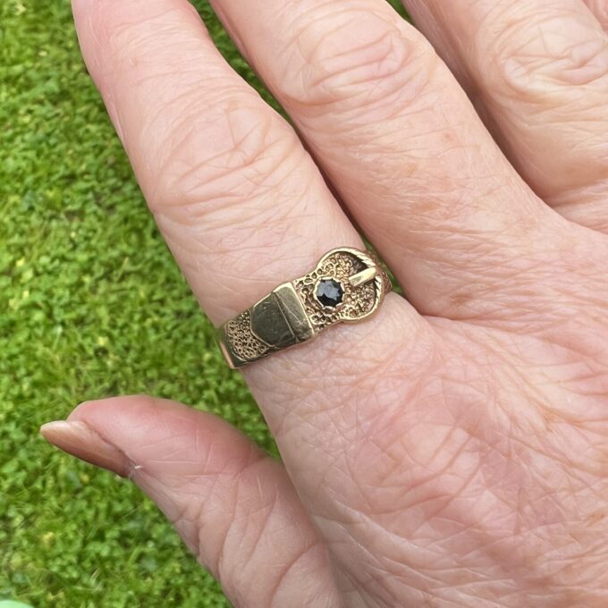 Garnet Set Buckle Ring in 9ct Gold