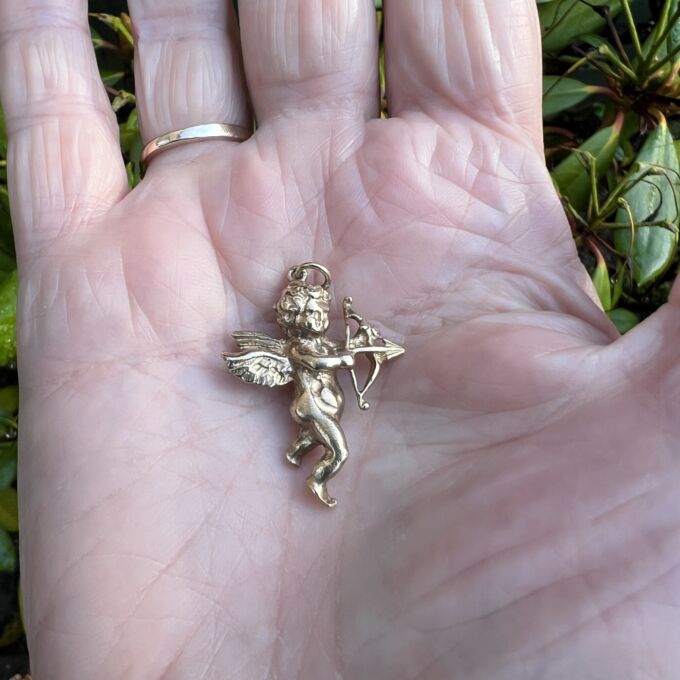 Cupid Pendant in 9ct Gold