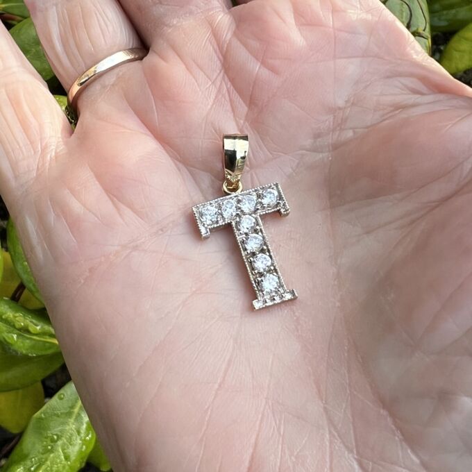 Initial Letter T Pendant in 9ct Gold