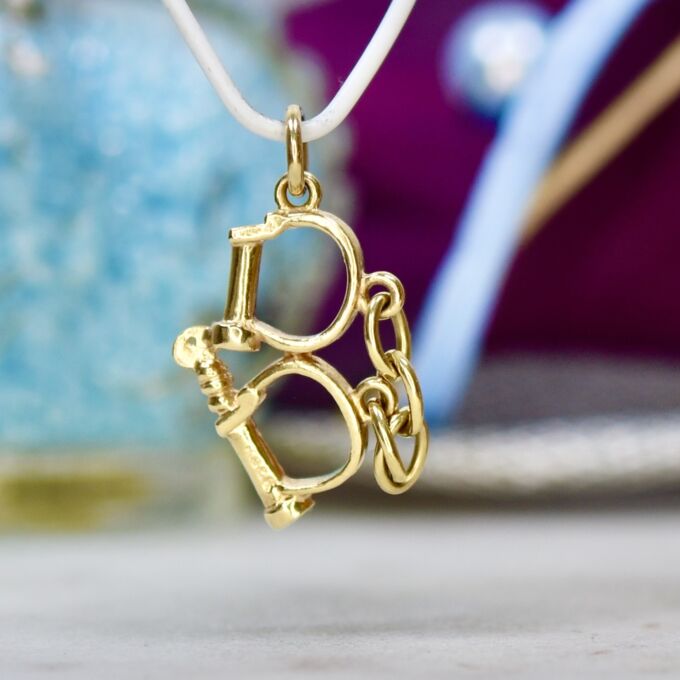 Novelty Handcuff Charm Pendant in 9ct Gold