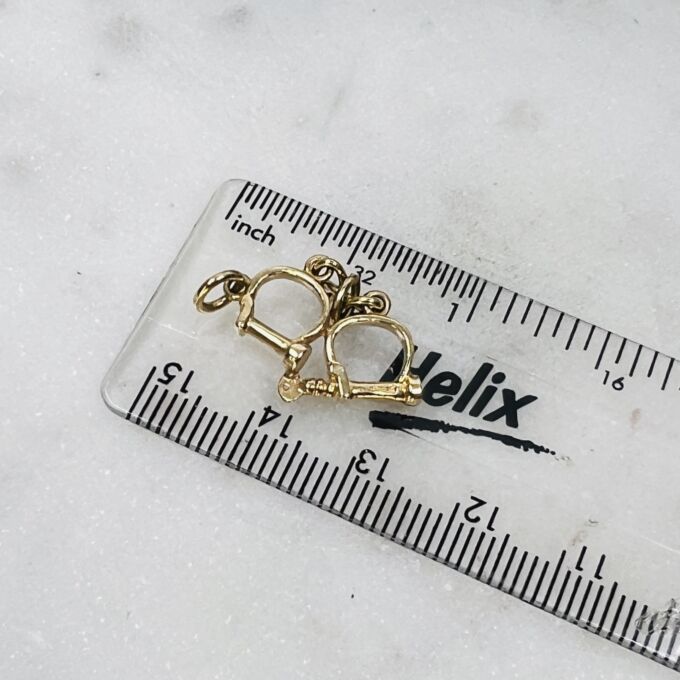 Novelty Handcuff Charm Pendant in 9ct Gold